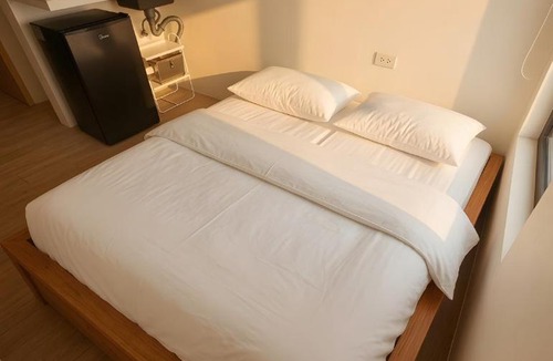 Pinagkaisahan Apartment | Canopy Balabac BGC
