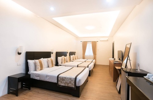 Tagaytay Hotel | Capital O 919 V&s Vianshe Hotel And Events Place