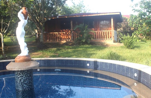 Indang Cabin | CARASUCHI GARDEN BUNGALOWS