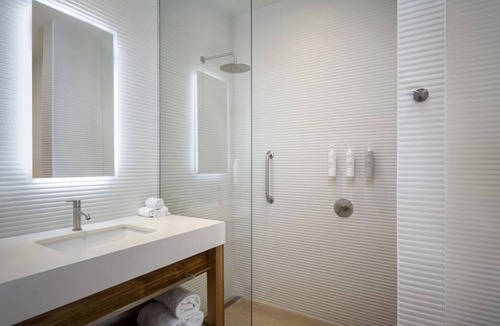 La Romana Hotel | Caribbean Retreat – Pool Access, City Views & Minutes from Altos de Chavón