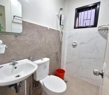 Lipa House | Casa Alegre Lipa