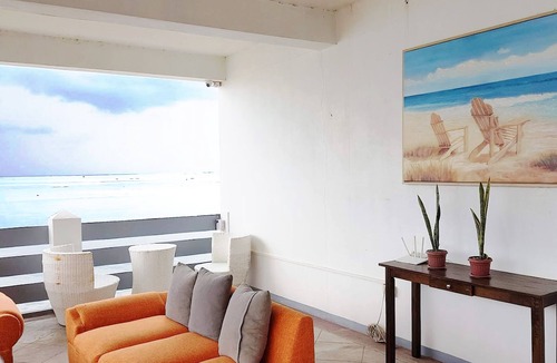 Bolinao Resort | Casa Almarenzo Bed & Breakfast