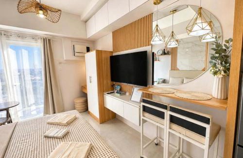 Mandaue Apartment | Casa Amalia T1003 by Casa Mira Mandaue Tower 3