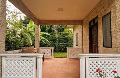 Asturias Villa | Casa Carmencita Cebu - Ocean and garden villa in Asturias, Cebu