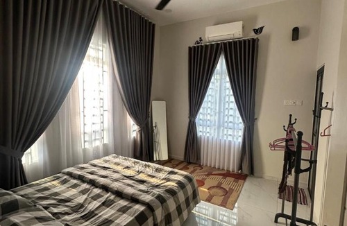 Semerah House | Casa Damai Homestay, Sarang Buaya