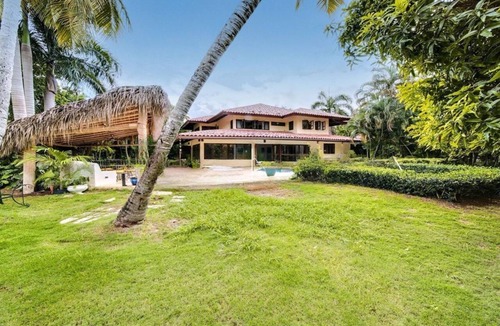 Los Limones Villa | Casa de Campo Los Limones Villa Chantal