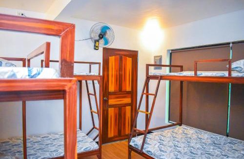 Cabuyao House | Casa de Madera The Wooden House Staycation Transient and Private Resort