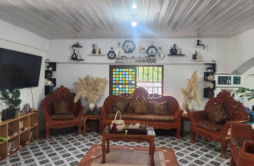Aringay Villa | Casa Del Chen - Budget-Friendly Stay