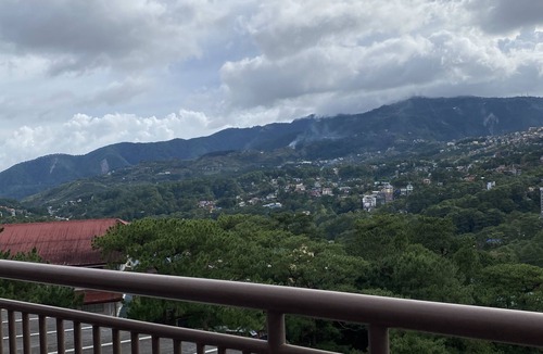 Baguio Condo | Casa Fofa - Modern, Cozy 2 Bedroom Loft Suite