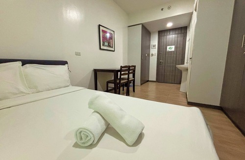 Fairview Hotel | Casa Lily Hotel Quezon City