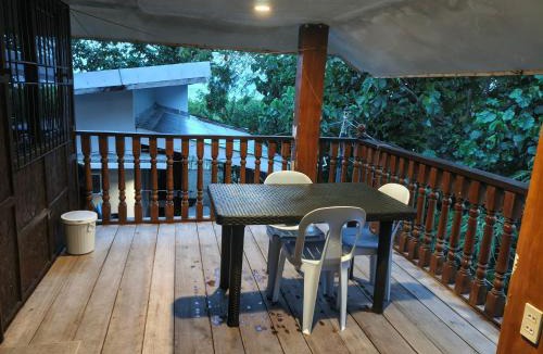 Baler House | Casa Los Baños Transient House