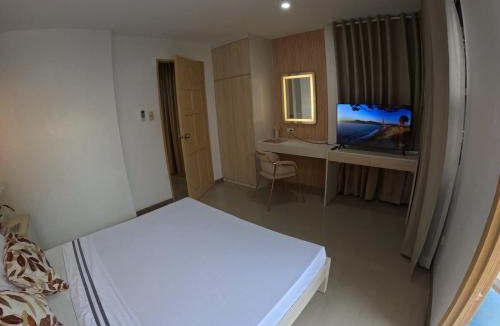Dauis House | Casa Maria-River view -2 storey house