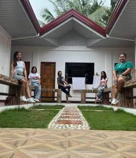 Dauis House | CASA MIA INN Bed and breakfast
