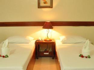 Manoc-Manoc Resort | Casa Pilar Beach Resort
