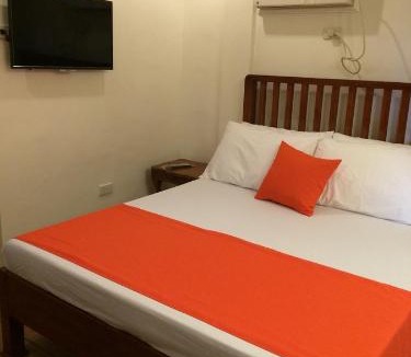 Legazpi Bed & Breakfast | Casa Roces