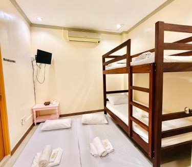 Vigan Bed & Breakfast | Casa Ysabel Transient Inn