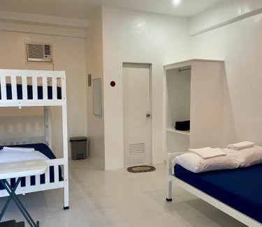 Carles Bed & Breakfast | CasaJuana Room Rental