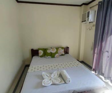 Manoc-Manoc Cabin | Casimero Pension House