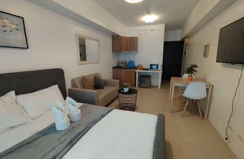 Lahug Condo | Cebu Avida Riala T1 1517 IT Park