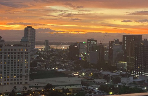 Lahug Apartment | Cebu City Modern Condo With Balcony