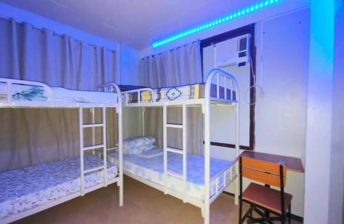 Lahug Hostel | Cebu transient rooms
