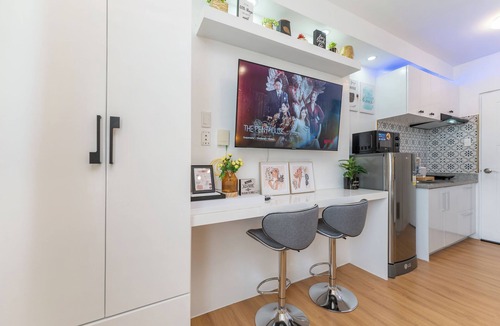 Lahug Apartment | Celestia by J&J (JY square | Near IT Park)