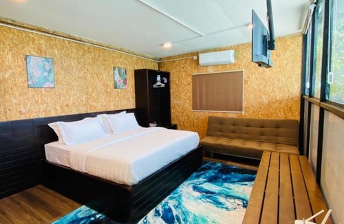 Pantai Tengah Resort | Cenanghill Beachfront