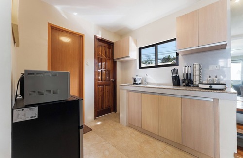 Cebu House | Central Cebu 3-Bedroom Entire House with Fast WiFi, AC, Washer and Free Parking