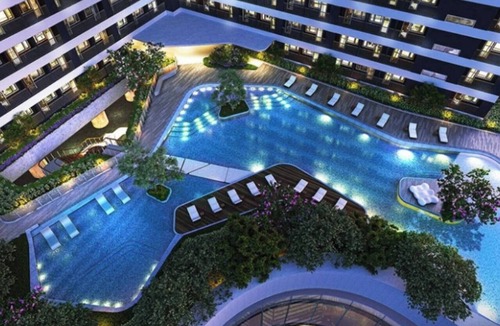 San Antonio Apartment | Central Makati Place with Queen bed and 55 inch SMART TV