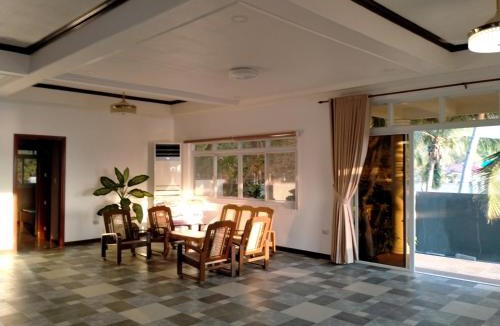 Suyo Villa | Cesar Villa sea side