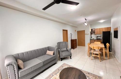 Kota Warisan Apartment | Charlie2812 Hawraa Homestay 3BR Alanis Residence