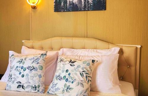 Ususan Apartment | Charm's City Escape at Grace Residences
