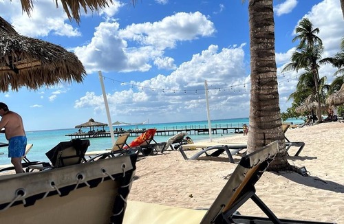 Dominicus Apartment | Charming 1-bedroom apartment with AC and WiFi in welcoming Dominicus