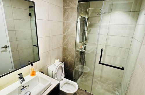 Golden Triangle Apartment | Charming 1-bedroom studio in vibrant Kuala Lumpur perfect for travelers
