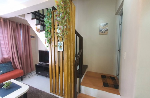 Batangas City House | Charming 2-bedroom townhome in Batangas City with AC, WiFi