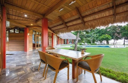 Bulan House | Charming 2-bedroom house Combination of both properties