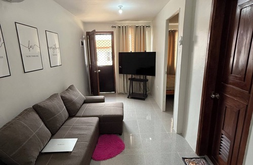Ormoc House | Charming 2-bedroom bungalow in serene Ormoc City with AC