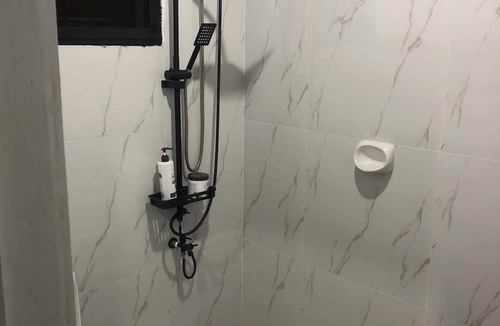 Cainta Apartment | Charming City Room Neat SM Masinag and LRT2