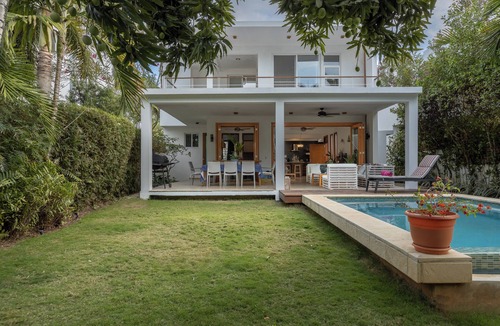 Portillo House | Charming house; 8 guests, in private Residencial El Portillo; 150 Mts to beach.