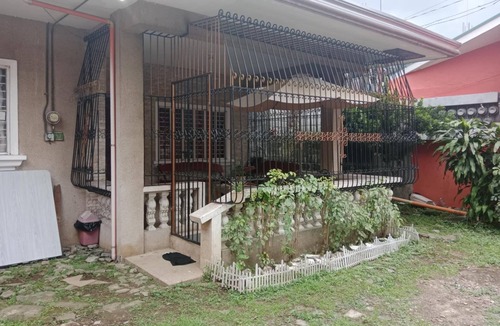 Meycauayan House | Charming Spanish bungalow w/2 bedrooms and full bathroom.