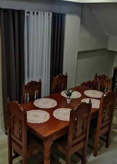 Tacloban Apartment | CHATEAU DE CHLOE - 3 Bedroom Entire Apartment for Large Group
