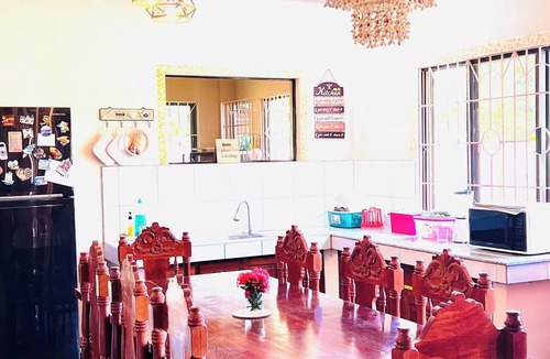 San Pedro Villa | Chateau La Princesa with lovely garden & bar "family friendly villa"