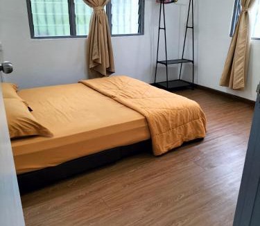 Pontian House | Che Na Homestay Pontian