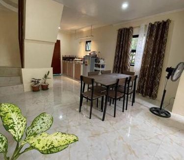Santander House | ChemRald Guesthouse