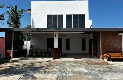 Lubok Buaya Villa | Chenang Private Pool Villa