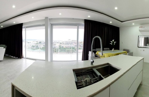 Olongapo Hotel | Chequers Suite