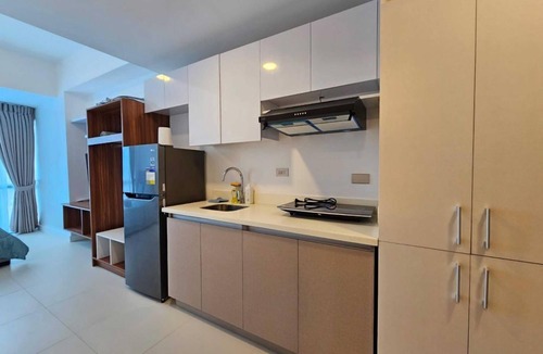 Cebu Apartment | Chic Cebu Stay: 38 Park Ave 2707