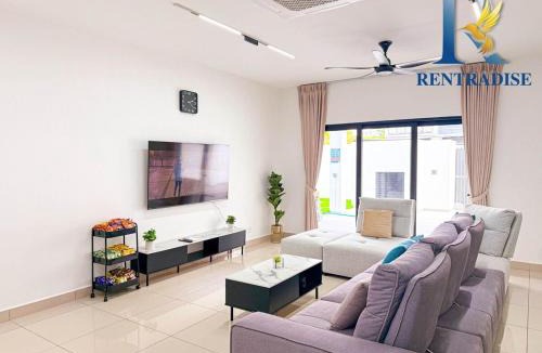 Johor Bahru House | Chill Haus Pool Villa by RR JBcity
