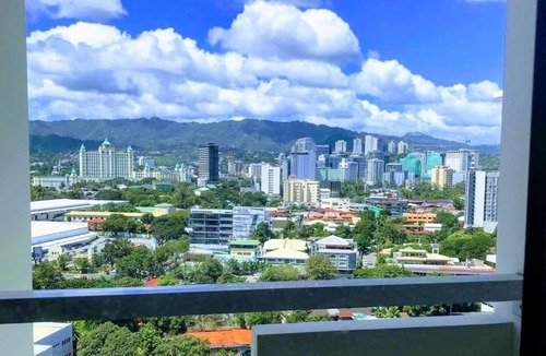 Mabolo Condo | Chillhauz Near SM CITY, Ayala Center, IT Park and Cebu City Center