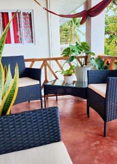Tomas Oppus House | Chue&larry's Beachside Homestay